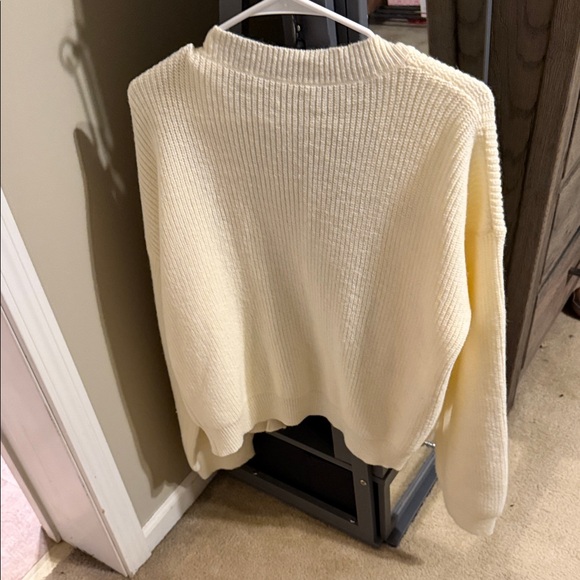 Cherry Embroidered Ivory Cardigan - Picture 3 of 4